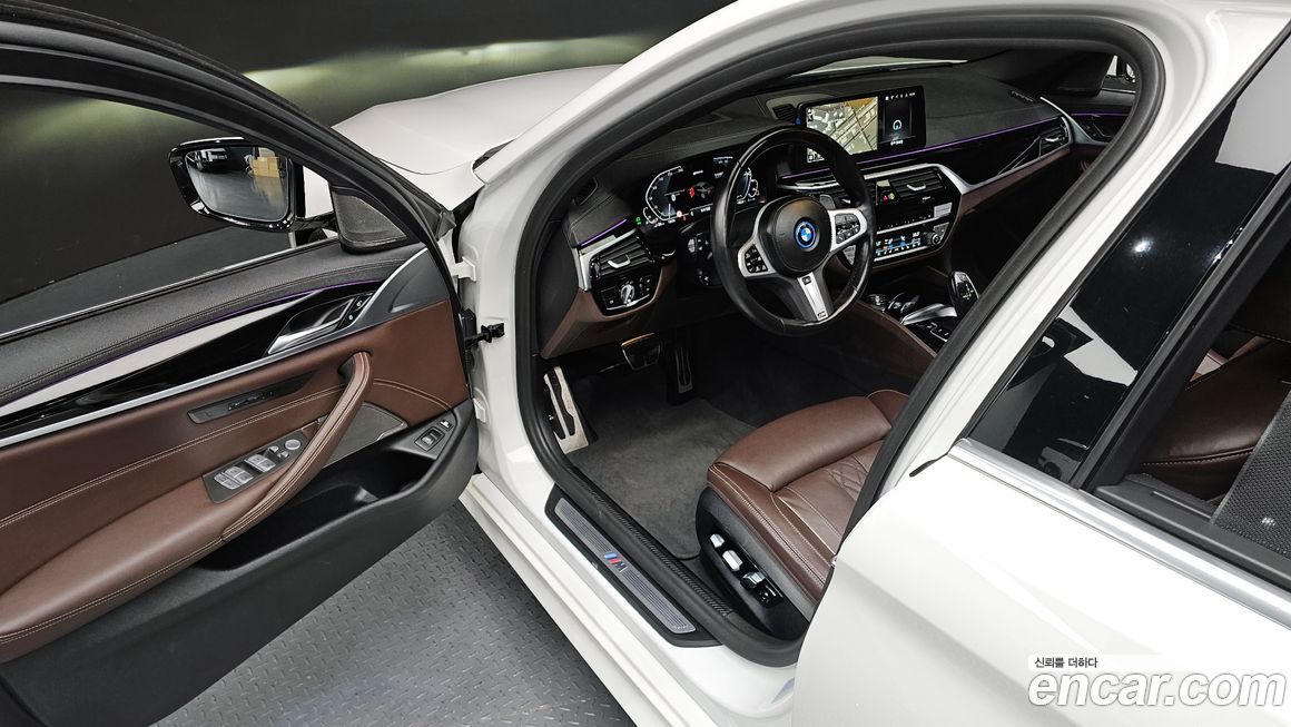 BMW 5-Series 2022
