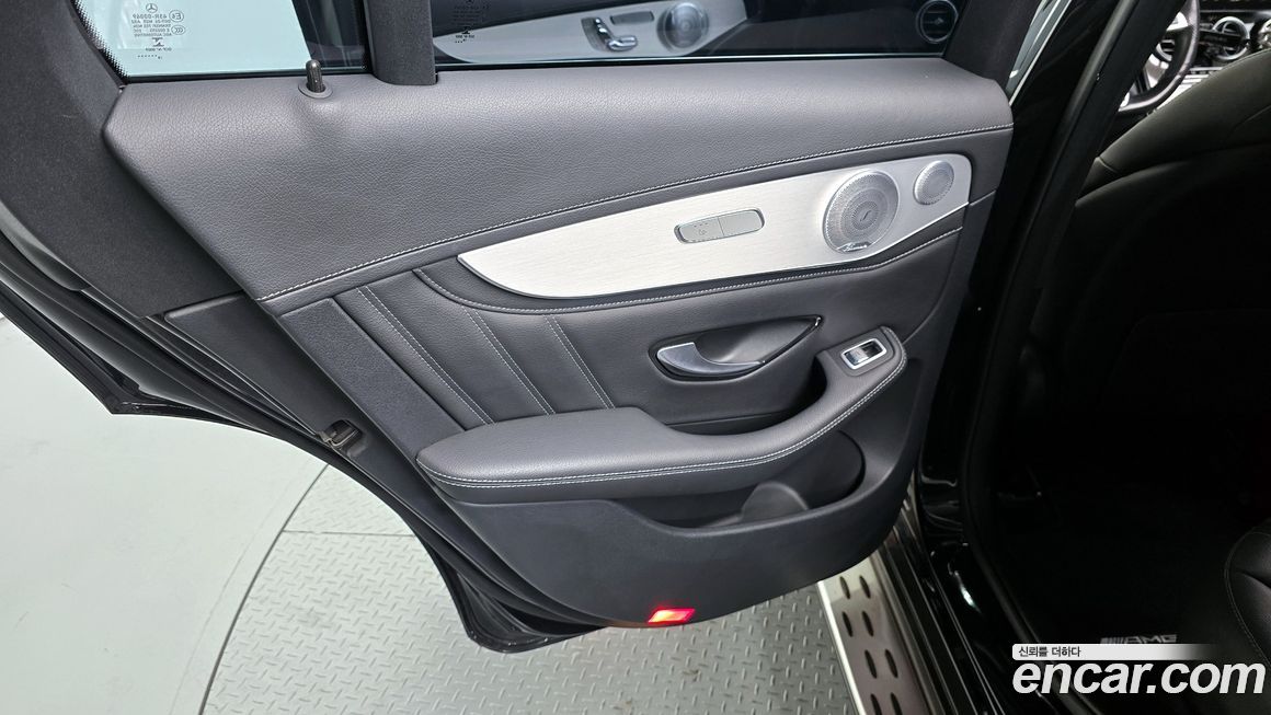 Mercedes-Benz GLC-Class 2019