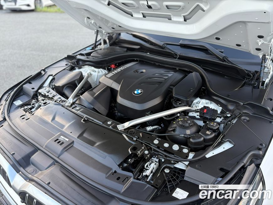 BMW 5-Series 2024