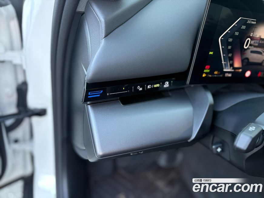 BMW 5-Series 2024