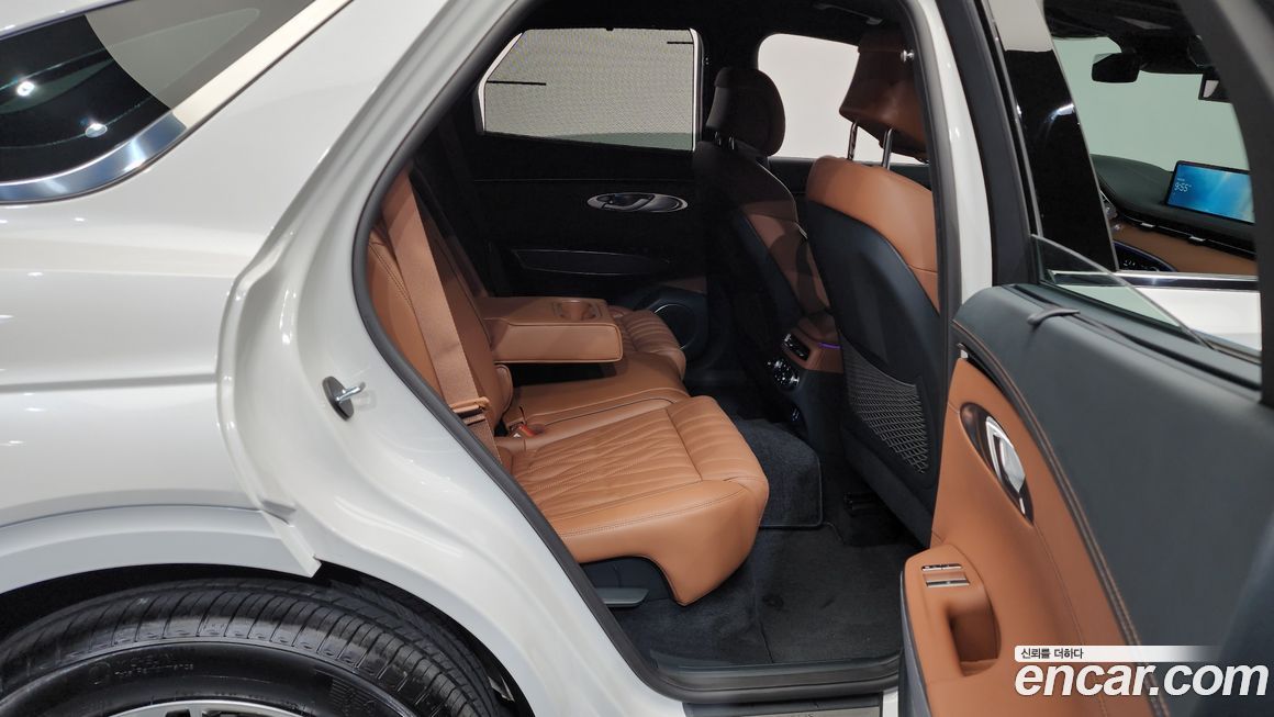 Genesis GV70 2023