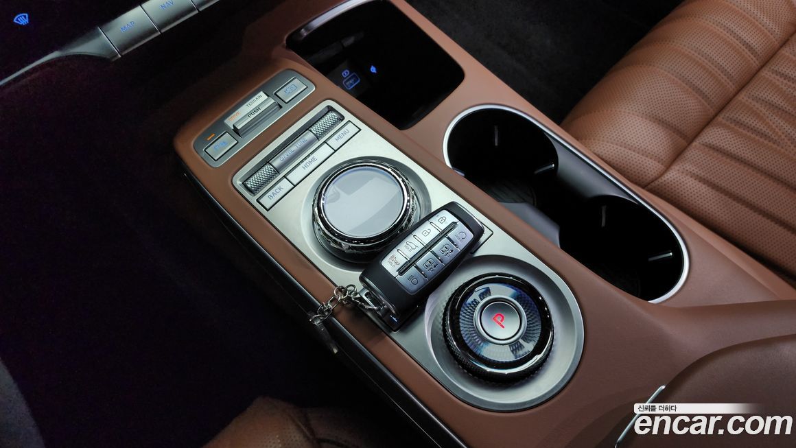 Genesis GV70 2023