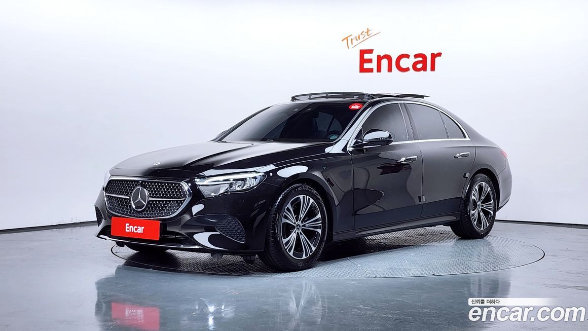 Mercedes-Benz E-Class 2024