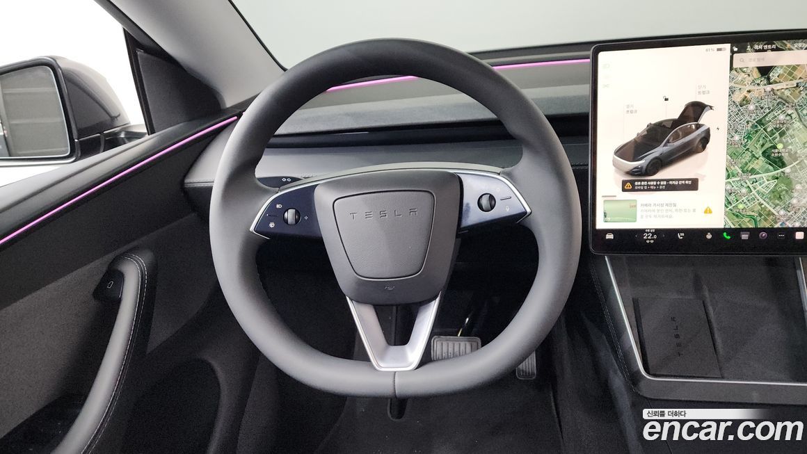 Tesla Model Y 2025