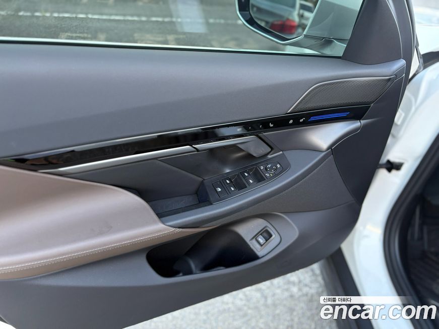 BMW 5-Series 2024
