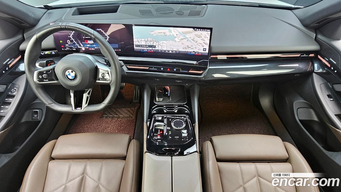 BMW 5-Series 2024