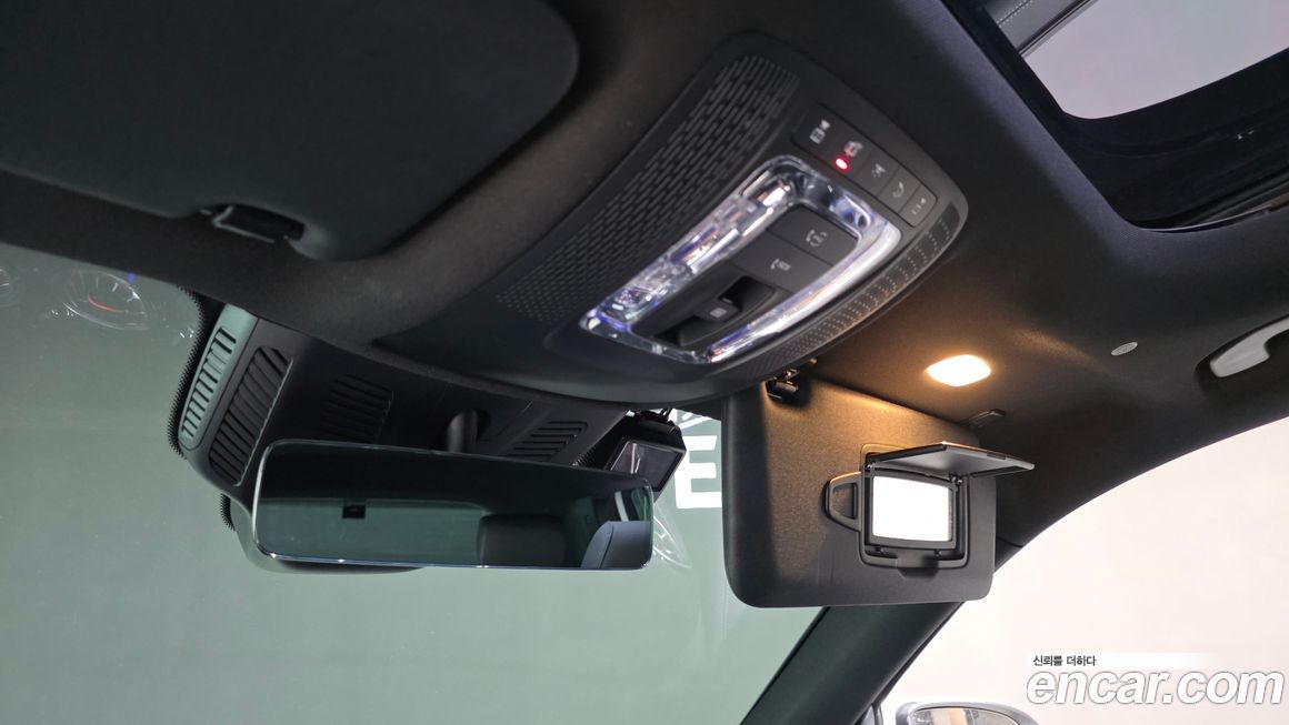 Mercedes-Benz GLB-Class 2022
