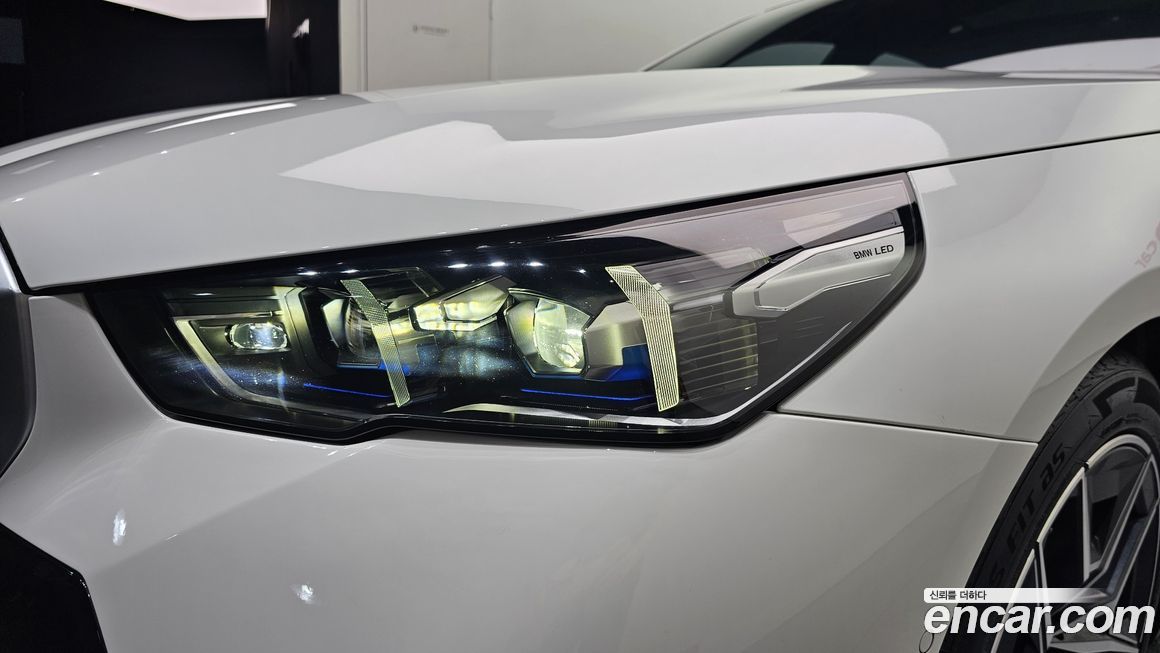 BMW 5-Series 2024