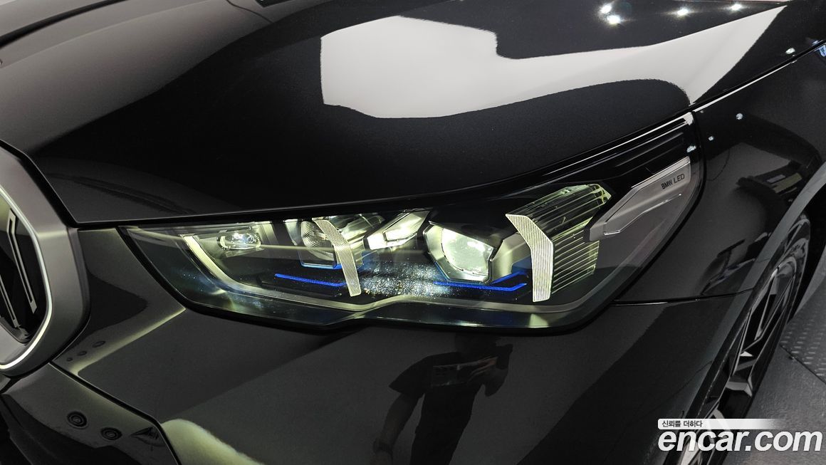 BMW 5-Series 2024