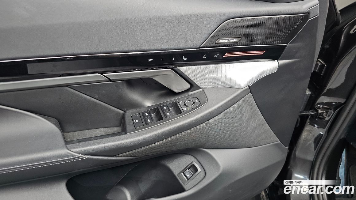 BMW 5-Series 2024