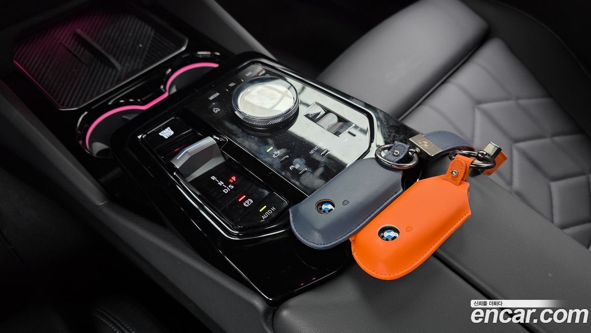 BMW 5-Series 2025