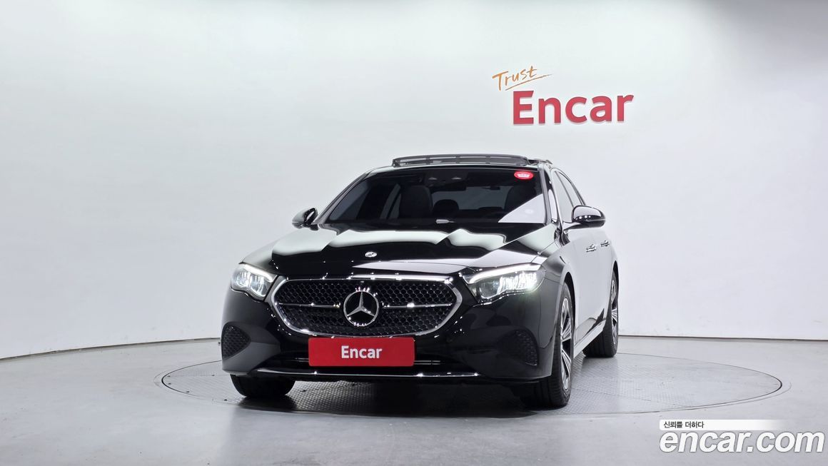 Mercedes-Benz E-Class 2025
