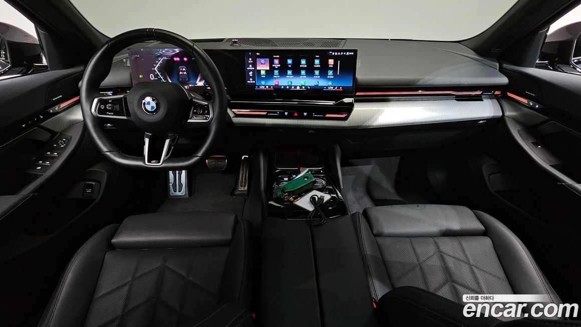 BMW 5-Series 2024