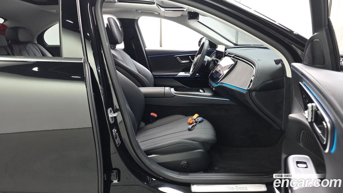 Mercedes-Benz E-Class 2025