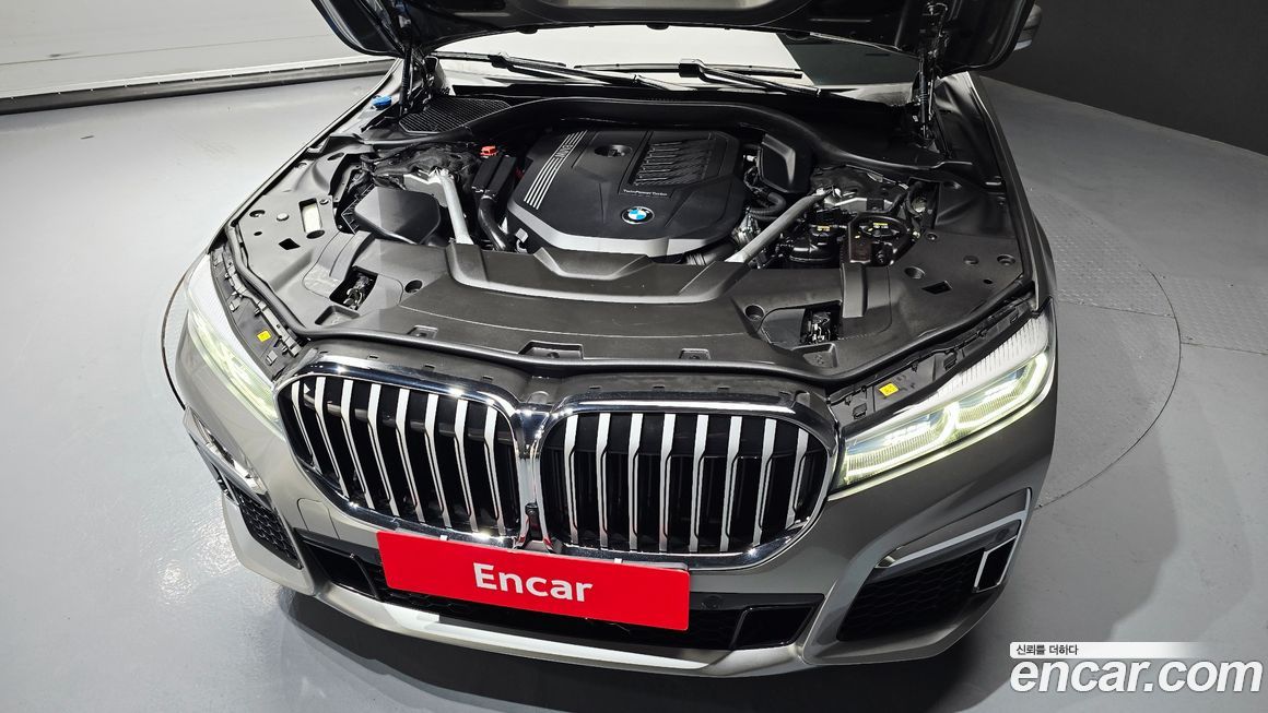BMW 7-Series 2021