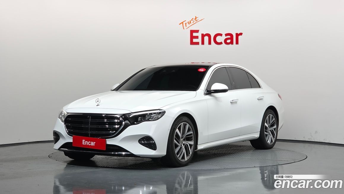 Mercedes-Benz E-Class 2024