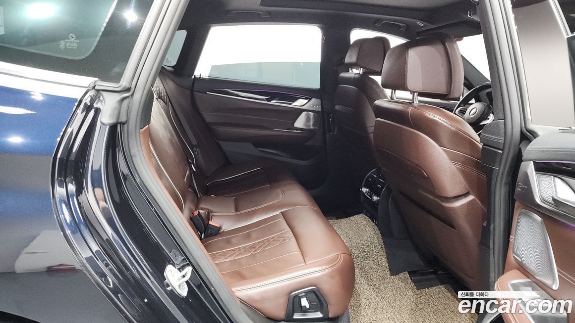 BMW Gran Turismo 2023