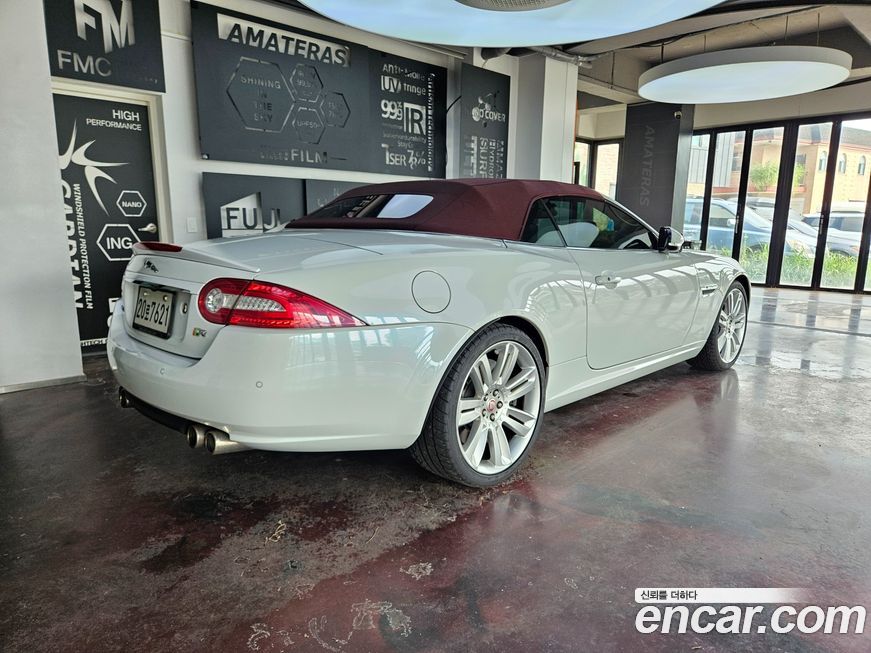 Jaguar XKR 2012
