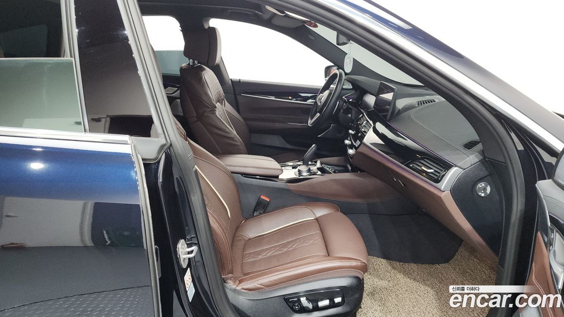 BMW Gran Turismo 2023