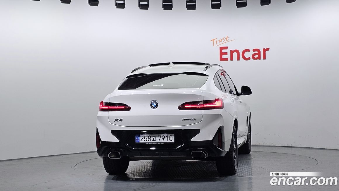 BMW X4 2023