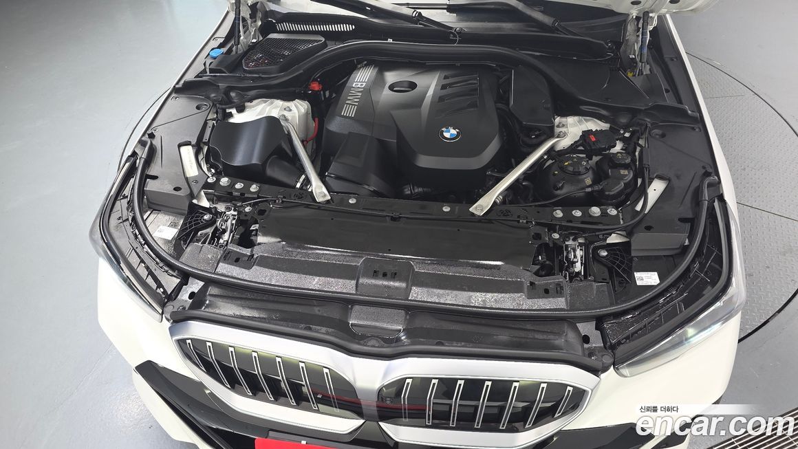 BMW 5-Series 2024
