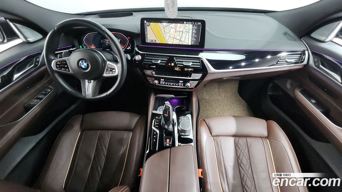 BMW Gran Turismo 2023
