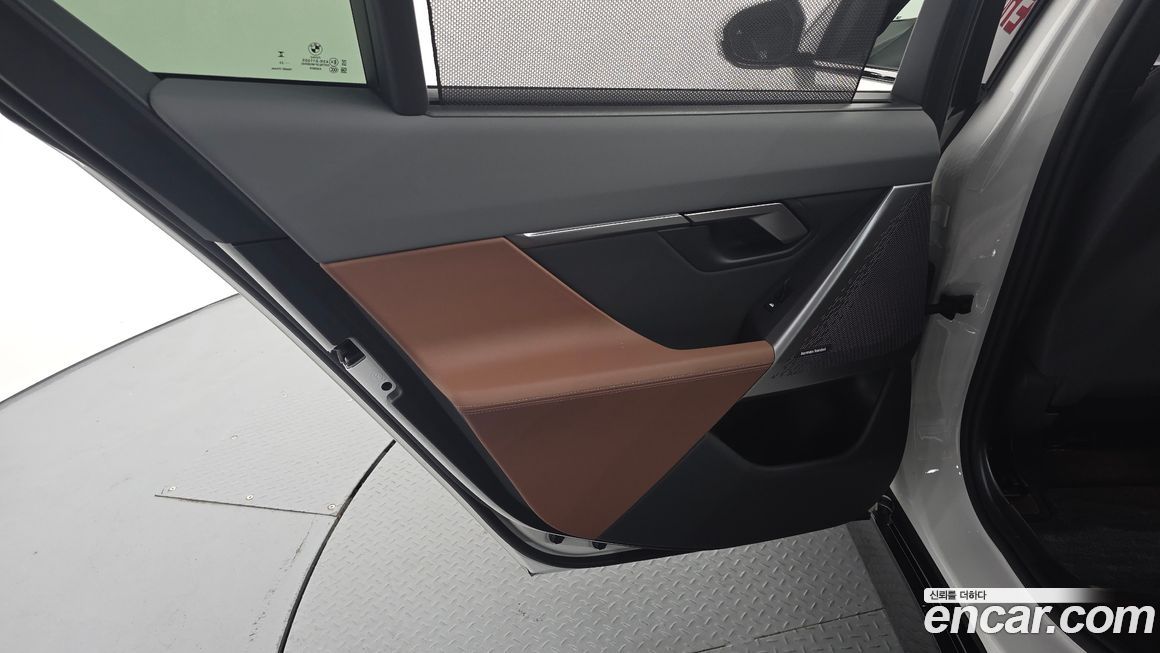 BMW 5-Series 2024