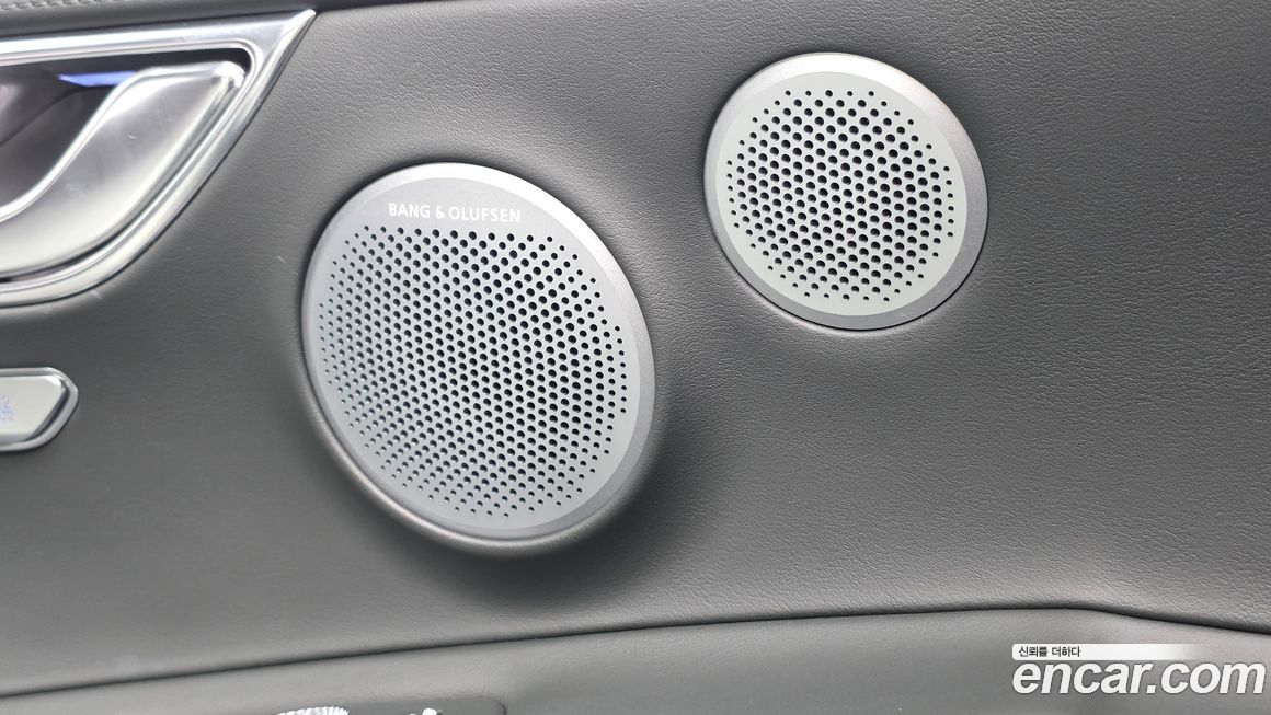 Genesis GV80 2025