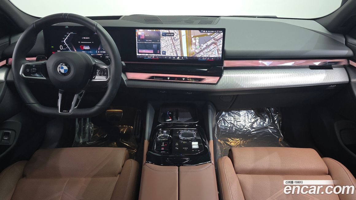BMW 5-Series 2024
