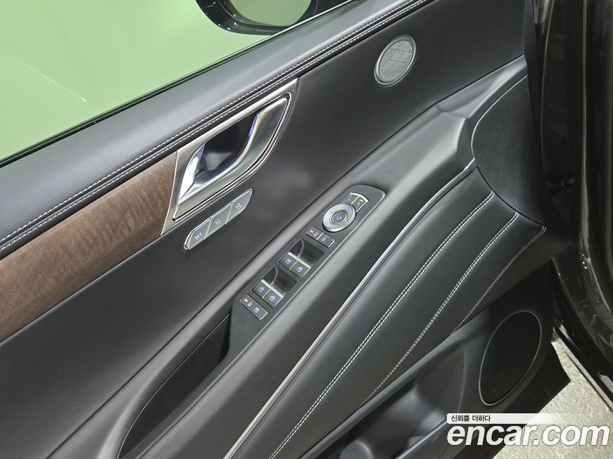 Genesis GV80 2025