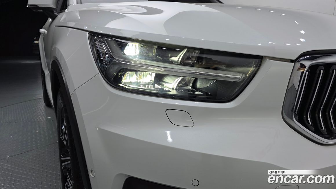 Volvo XC40 2021