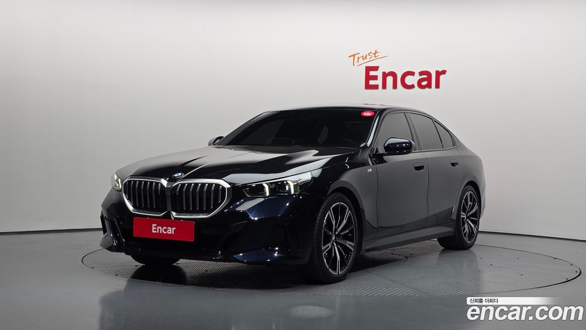 BMW 5-Series 2025