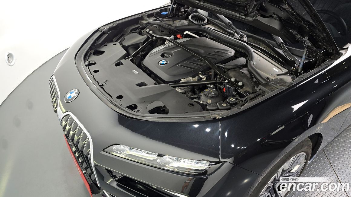 BMW 7-Series 2023