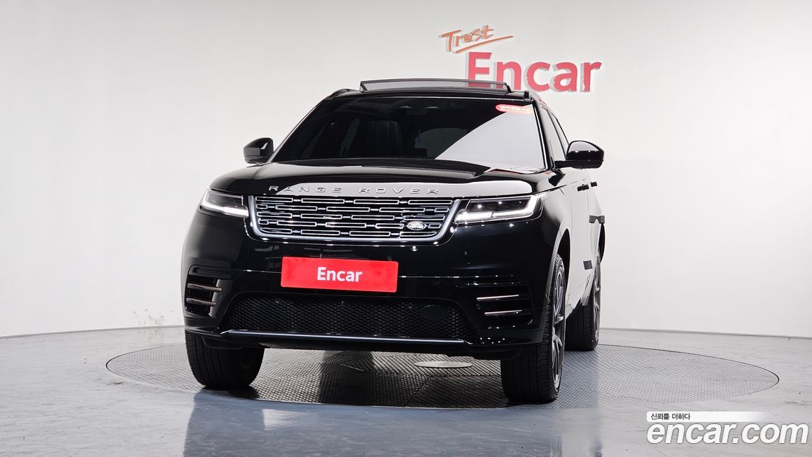 Land Rover Range Rover Velar 2025