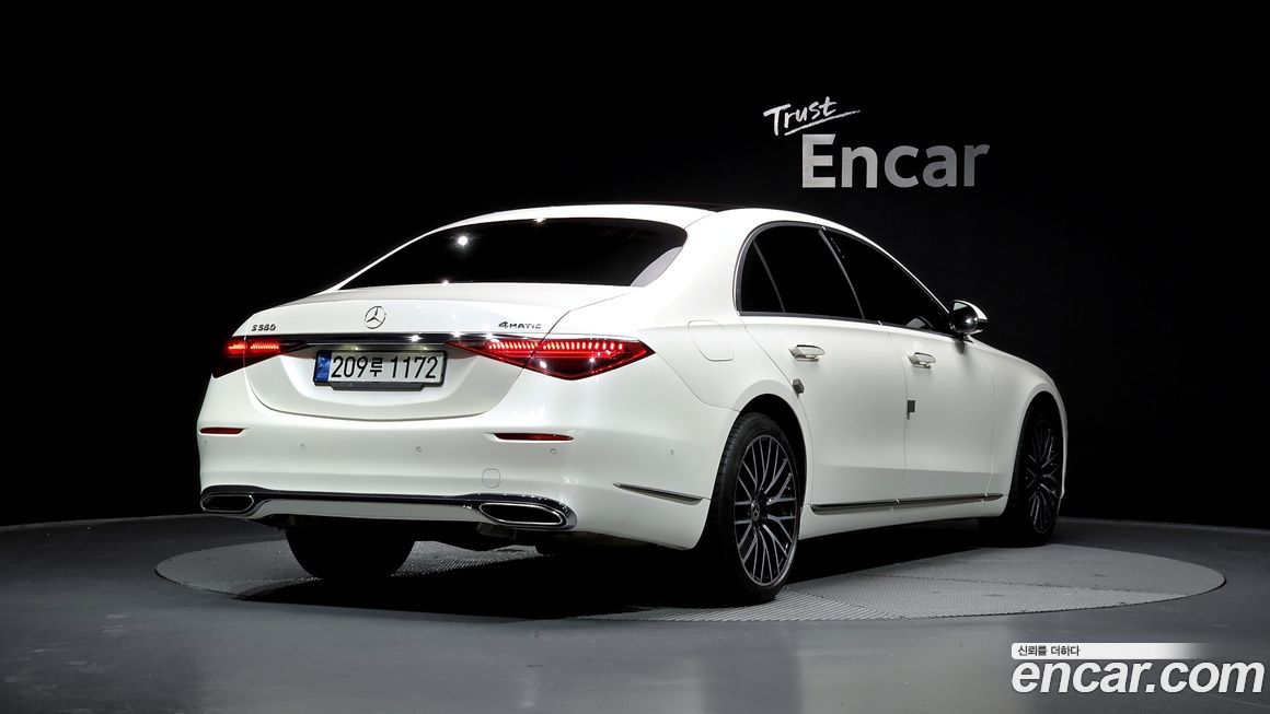 Mercedes-Benz S-Class 2022