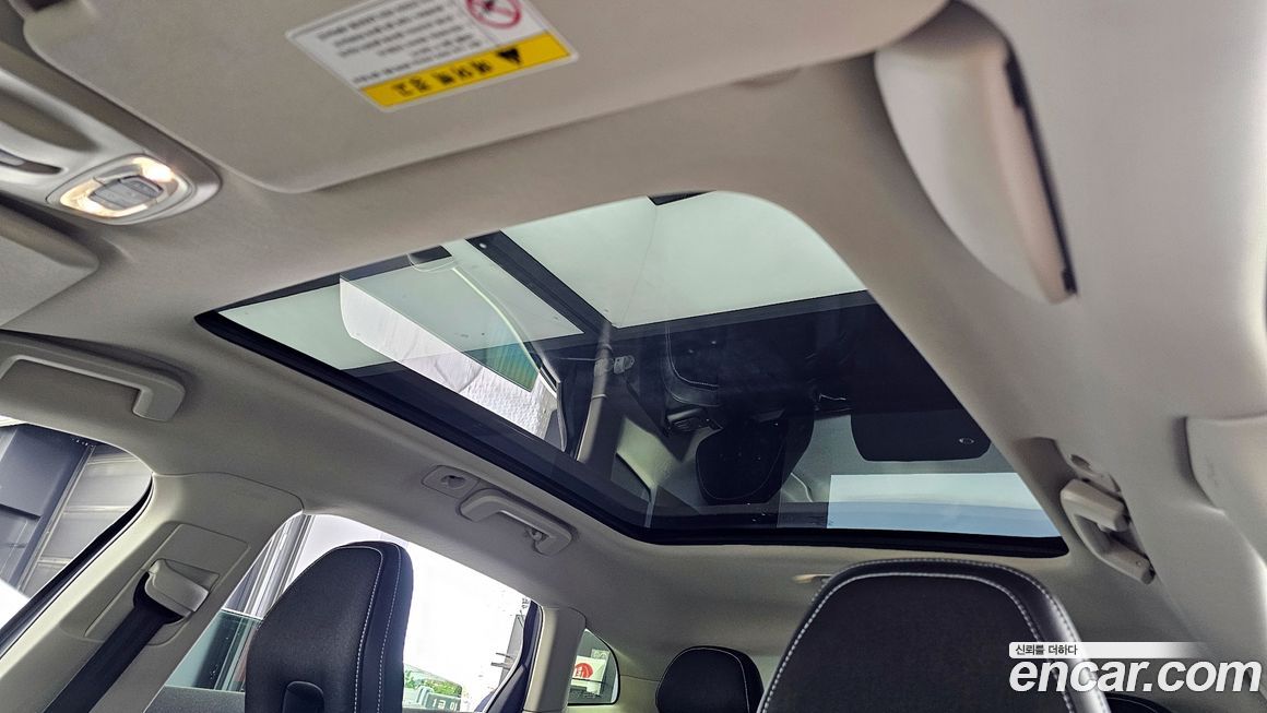 Volvo V40 2015