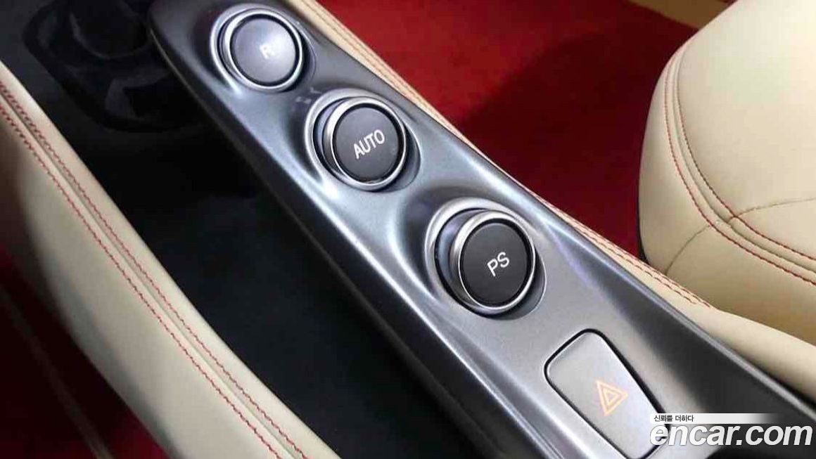 Ferrari F8 2022