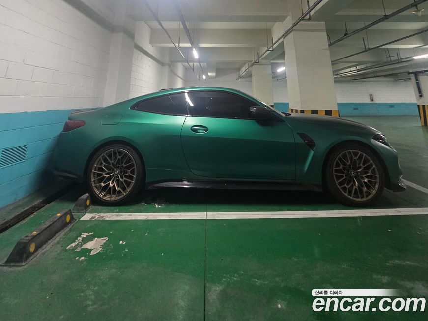 BMW M4 2025
