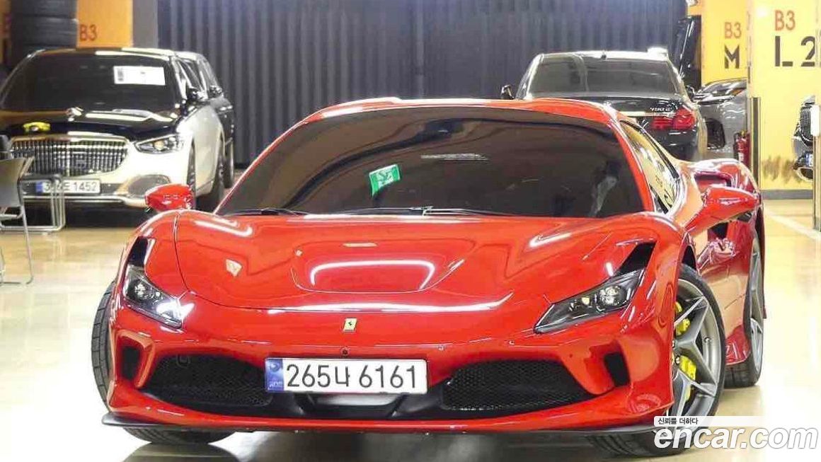 Ferrari F8 2022