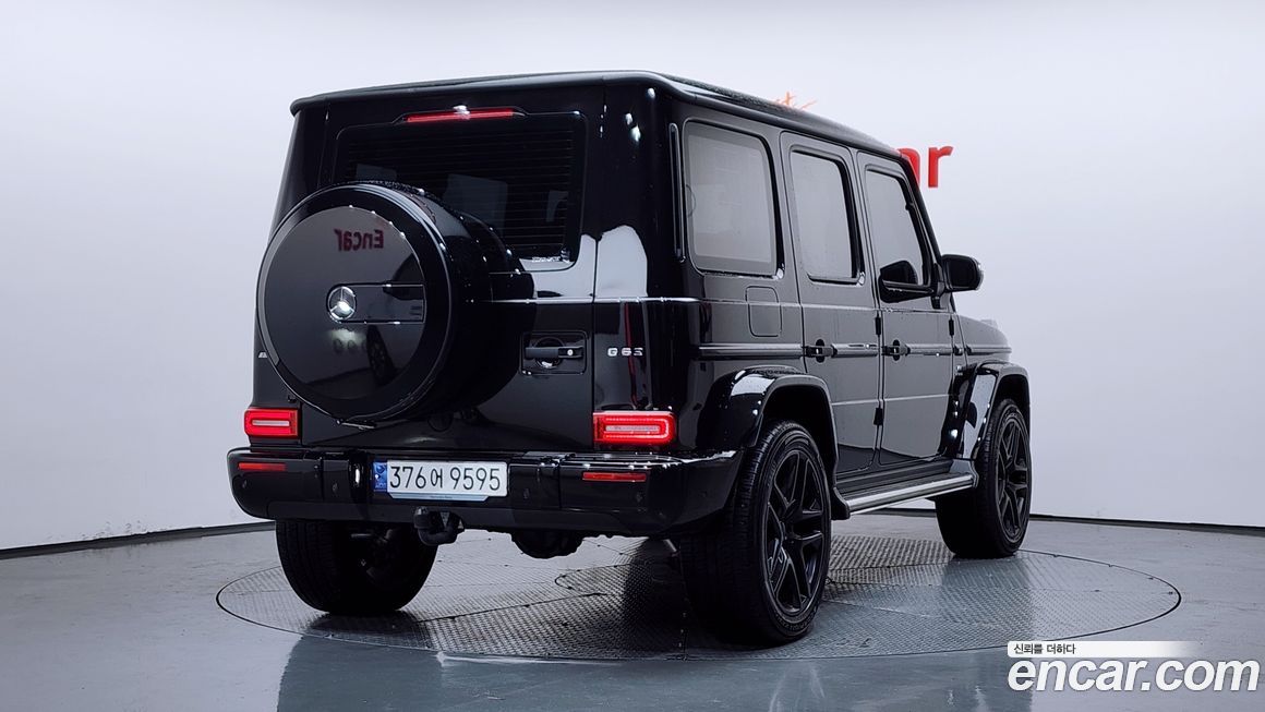 Mercedes-Benz G-Class 2024
