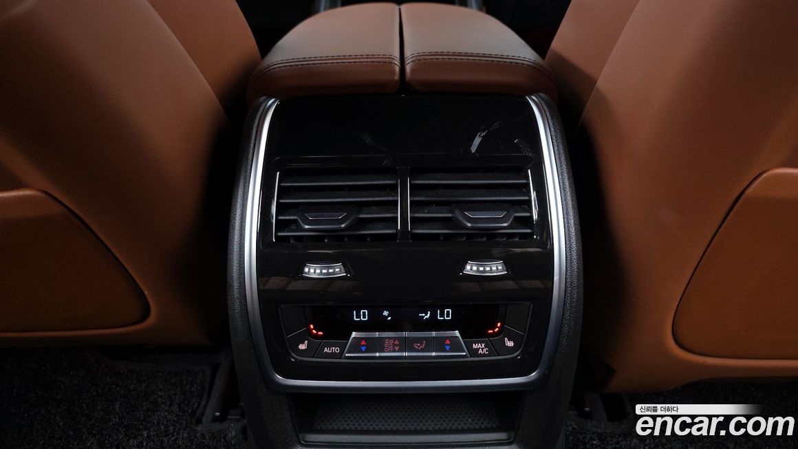BMW X7 2025