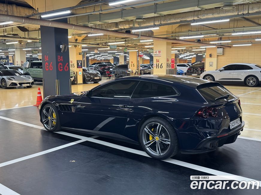 Ferrari GTC4 Lusso 2018