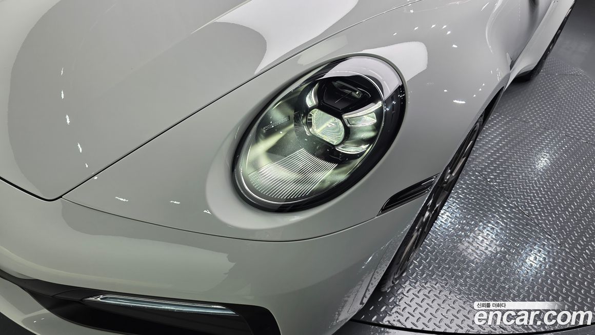 Porsche 911 2020