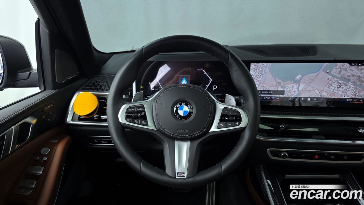 BMW X7 2025