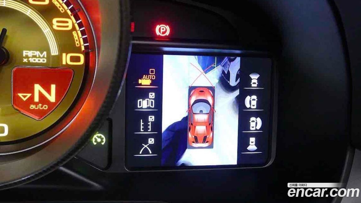 Ferrari F8 2022