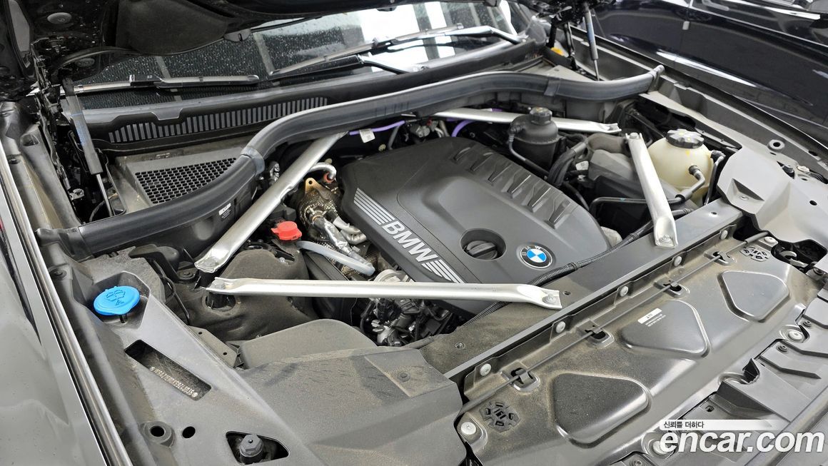 BMW X7 2025
