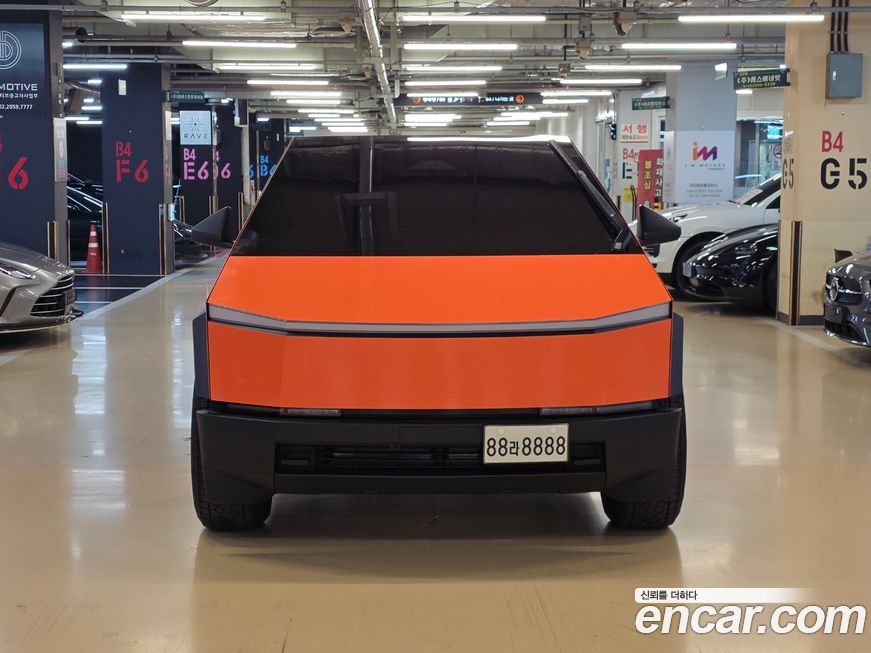 Tesla Cybertruck 2026