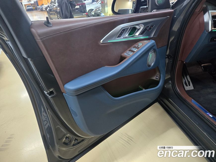 BMW XM 2025