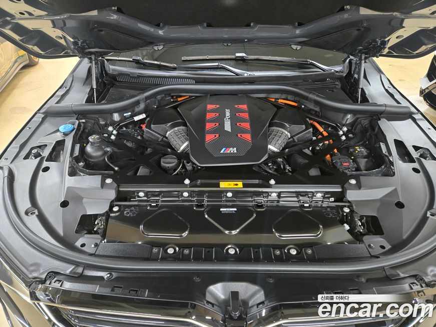 BMW XM 2025
