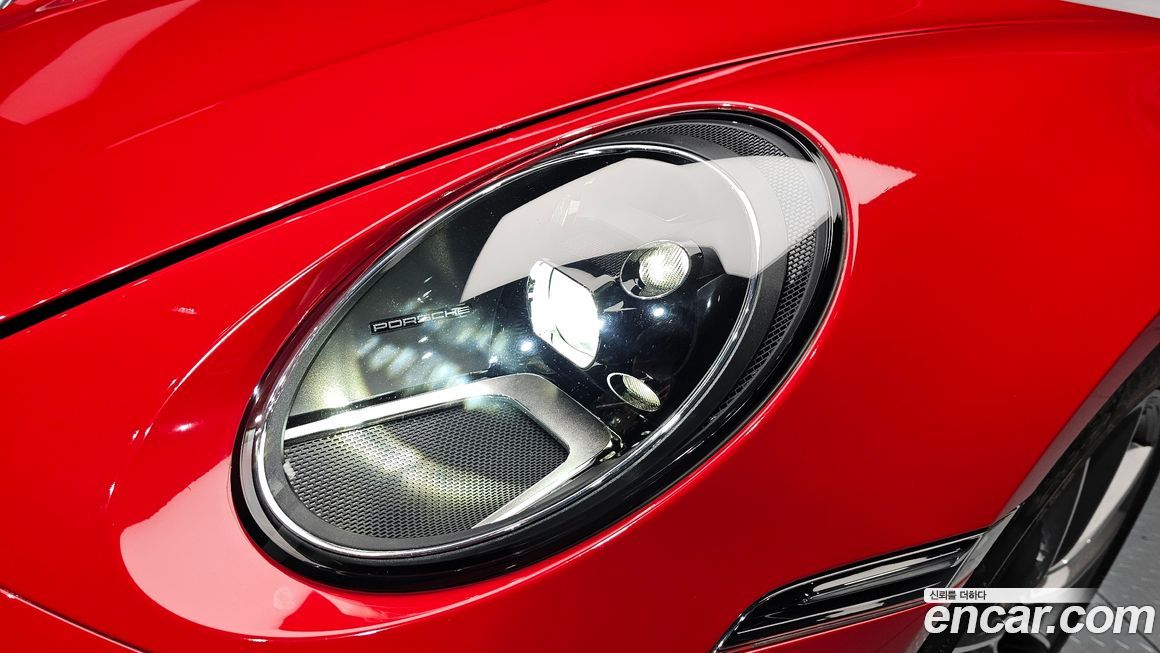 Porsche 911 2021